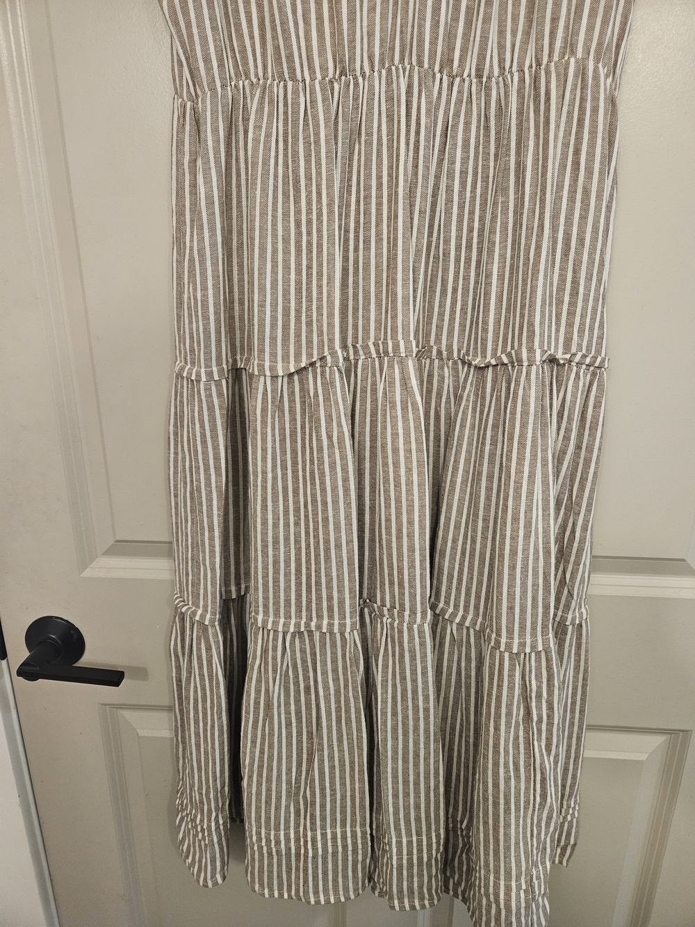 Cynthia Rowley Beige and White Striped Tiered Midi Dress - Picture 5 of 6